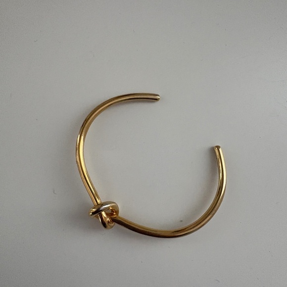 Celine Bracelet knot - Picture 1 of 5